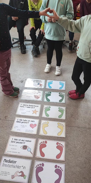 Friedensbrücke / A4 Schilder für den Boden im Klassenzimmer / Streitschlichter
