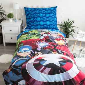 Marvel Avengers Bettwäsche - 140x200 cm Kissen und Decke mit Leuchteffekt